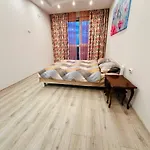 Lejlighed авалон гарден апартмент *